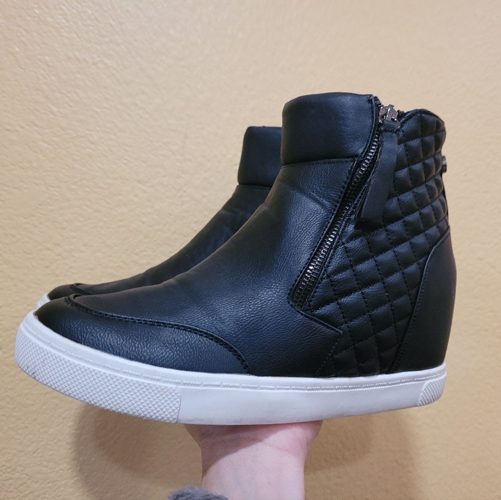 Steve madden wedges sneakers